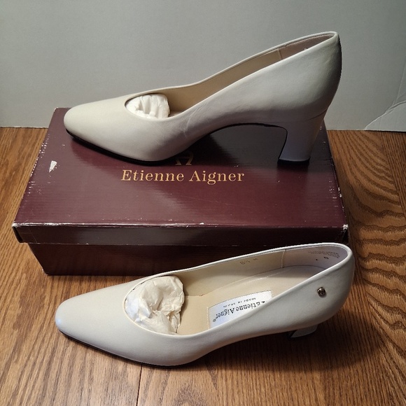 Women's Etienne Aigner Cream Heels, 8.5M, NWT - Picture 2 of 5